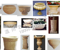 形狀各異的花缽